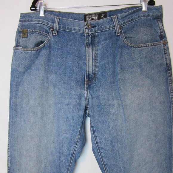 Ariat Heritage Relaxed Boot Cut Blue Jeans Denim Men's 38 X 34 Work Outdoor - Picture 2 of 9